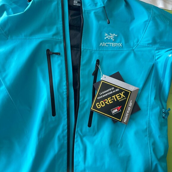 ARC'TERYX Alpha SV7 3-in-1 Down Jacket - Picture 8 of 8